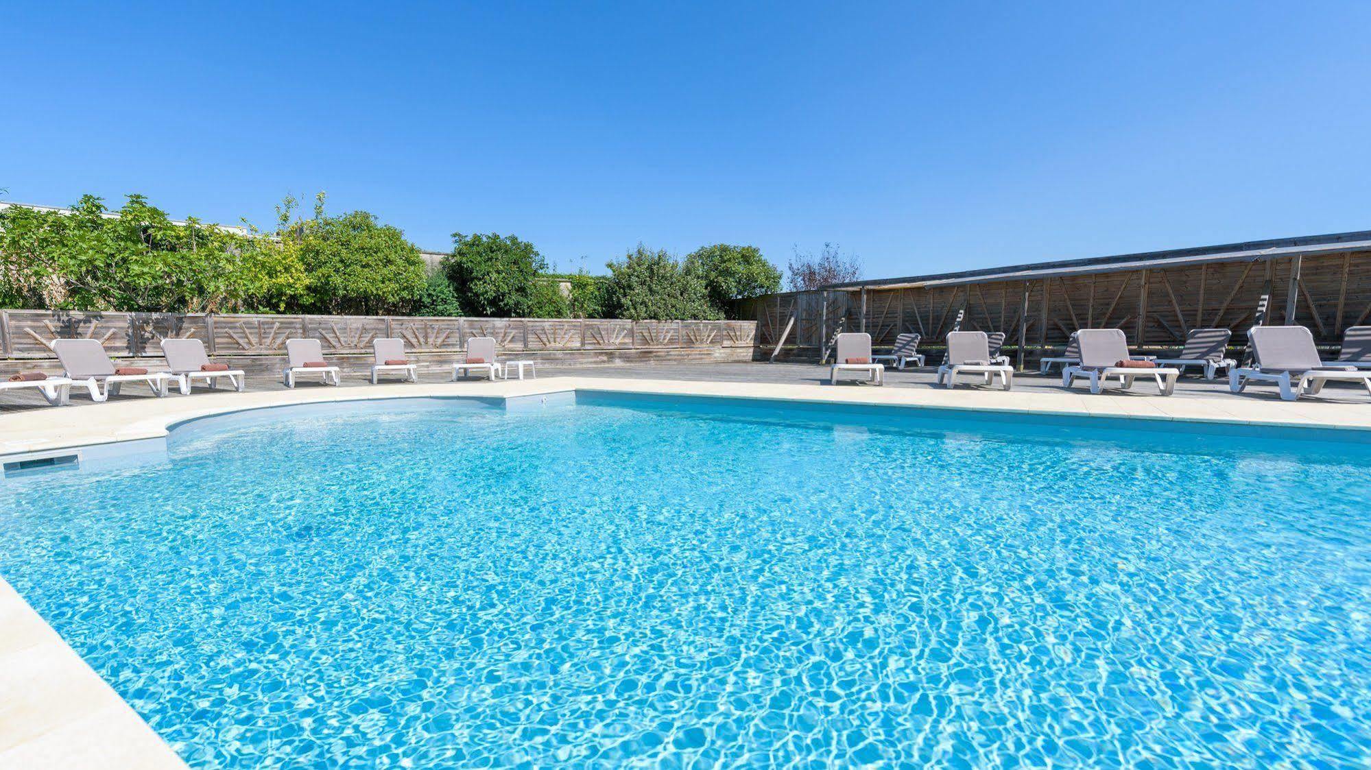 Cit'Hotel Le Relais Du Boisniard Chambretaud المظهر الخارجي الصورة